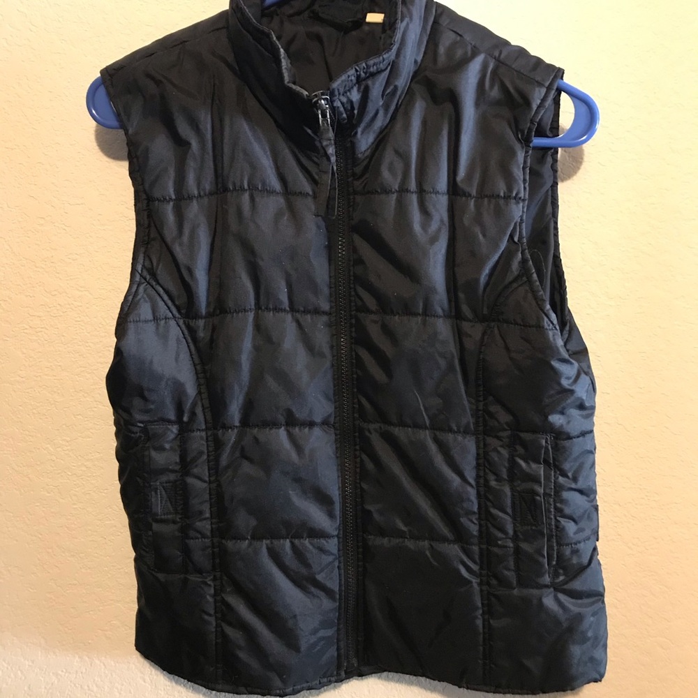 Black warm vest